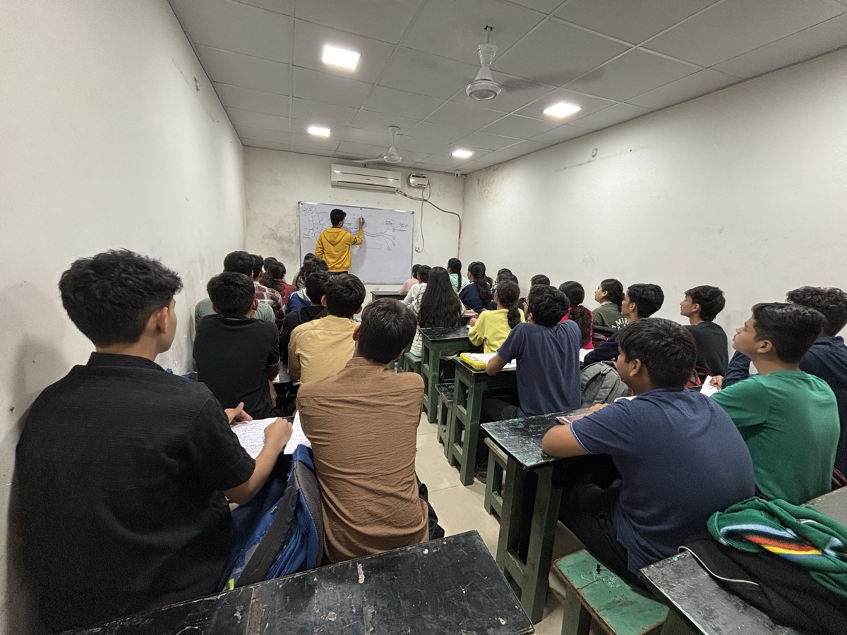 Trignon classroom photo 14